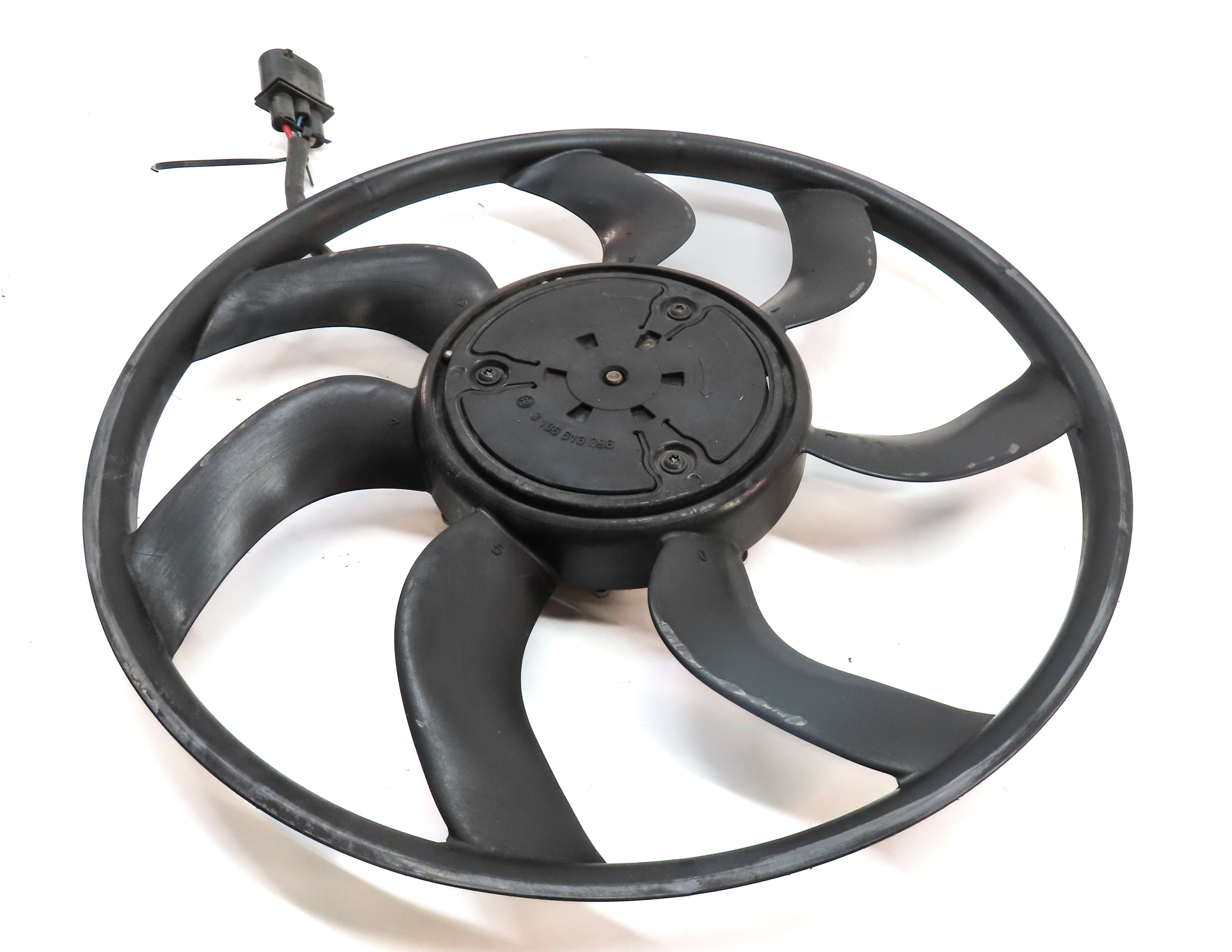 2017-2019 AUDI A4 S4 A5 S5 A6 A7 (C8 4K B9 8W 8W6) COOLING FAN BLADE w/MOTOR — exact item pictured